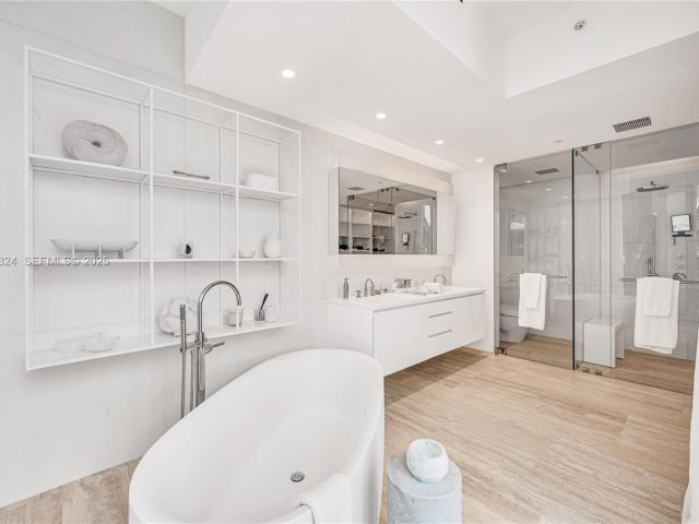 Продажа квартиры #N-322 - фото 6888196