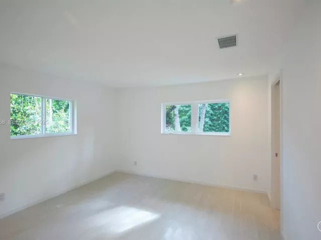 Дом в аренду по адресу 145 S Prospect Dr - фото 6885280