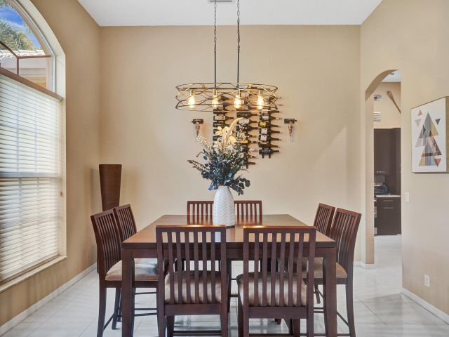 Продажа дома по адресу 10063 Umberland Place - фото 6894596