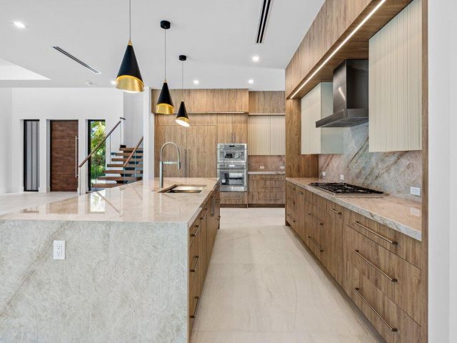 Продажа дома по адресу 3100 Palm Drive - фото 6886761