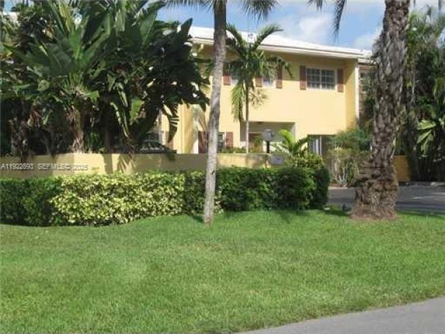 Дом в аренду по адресу 3141 N Palm Aire Dr 3141 - фото 7429218