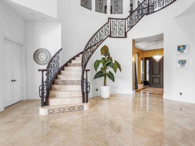 Продажа дома по адресу 17685 Circle Pond Court - фото 6894587