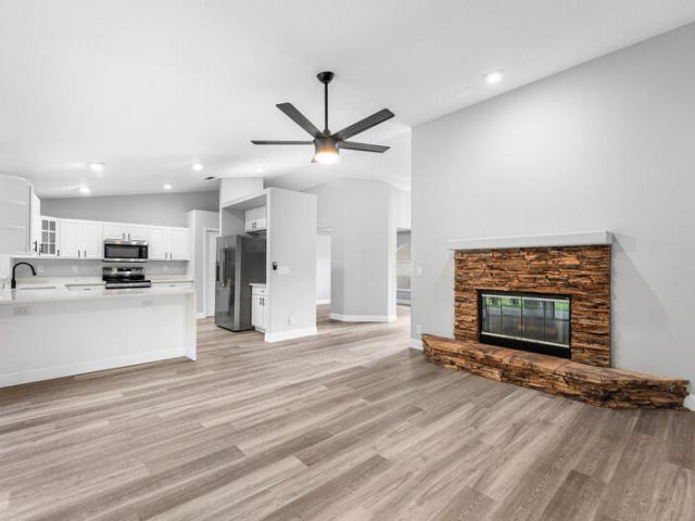 Продажа дома по адресу 12229 61st Lane N - фото 6897619