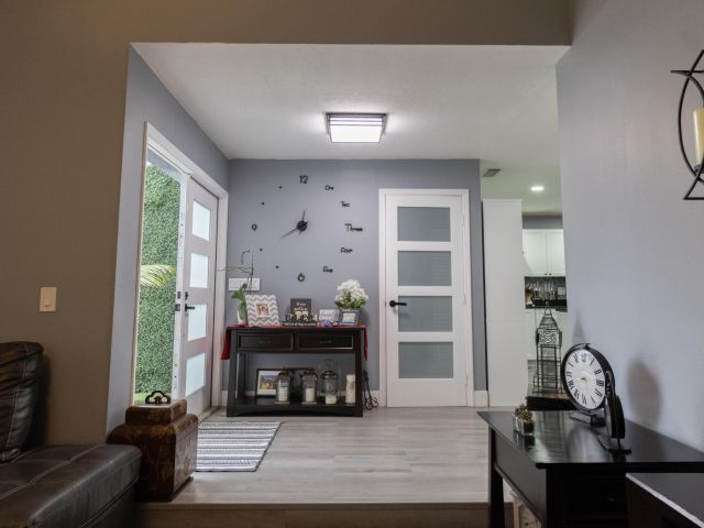 Продажа дома по адресу 23287 SW 60th Avenue - фото 6896527