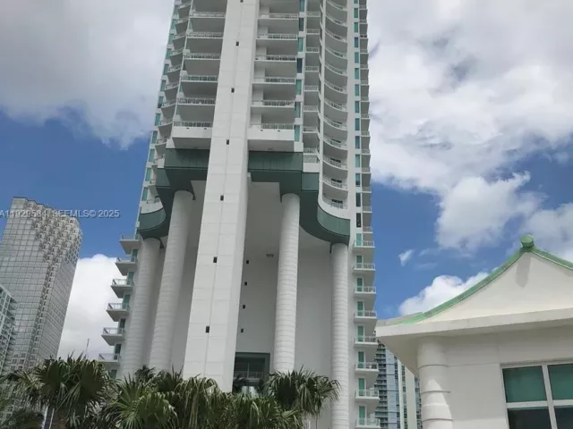 Продажа квартиры #1602 - фото 6886966