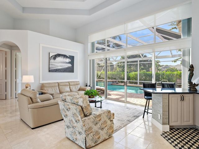 Продажа дома по адресу 8392 Egret Meadow Lane - фото 6893748