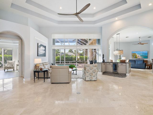 Продажа дома по адресу 8392 Egret Meadow Lane - фото 6893750