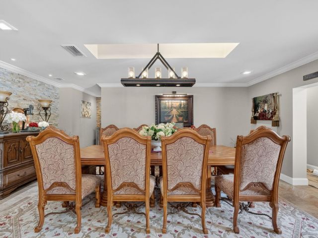 Продажа дома по адресу 5212 Foxpointe Circle SE - фото 6887861