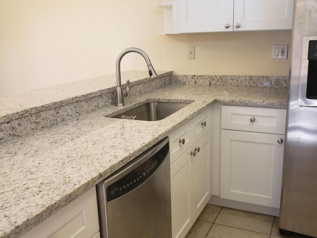 Дом в аренду по адресу 8177 Severn Drive C - фото 6894473