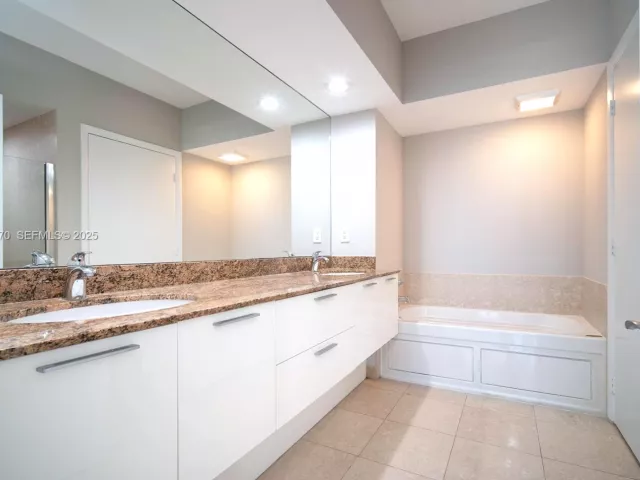 Продажа квартиры #2309 - фото 6890555