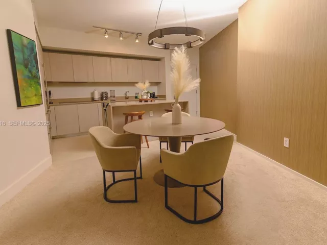 Продажа квартиры #1710 - фото 6890697