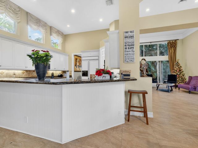 Дом в аренду по адресу 7162 Via Firenze - фото 6894420