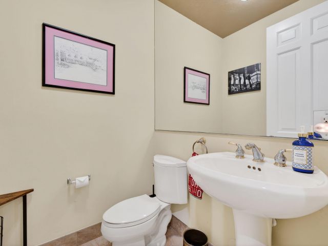 Дом в аренду по адресу 7162 Via Firenze - фото 6894425