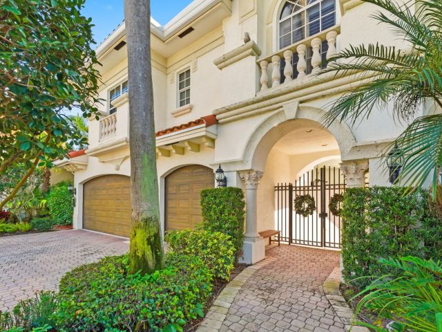 Дом в аренду по адресу 7162 Via Firenze - фото 6894430