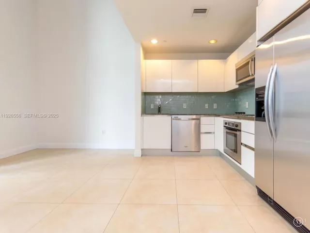 Продажа квартиры #606 - фото 6890536