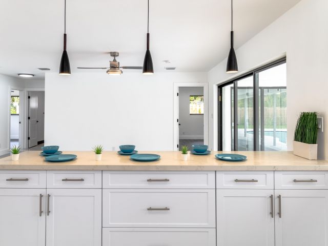 Дом в аренду по адресу 1001 NW 6th Drive - фото 6905814