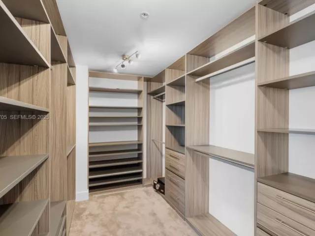 Продажа квартиры #1803 - фото 6898274