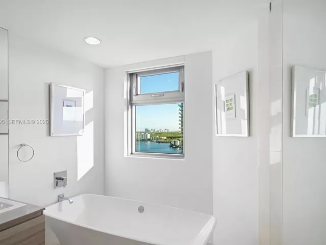 Продажа квартиры #1803 - фото 6898275