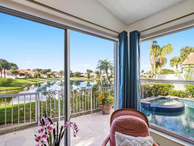 Продажа дома по адресу 7155 Via Palomar - фото 6914179