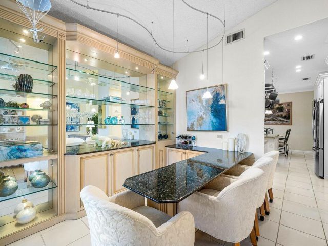 Продажа дома по адресу 7155 Via Palomar - фото 6914187