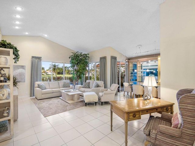 Продажа дома по адресу 7155 Via Palomar - фото 6914192