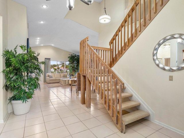 Продажа дома по адресу 7155 Via Palomar - фото 6914193