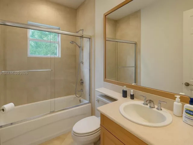 Дом в аренду по адресу 1490 Cleveland Rd - фото 6892013