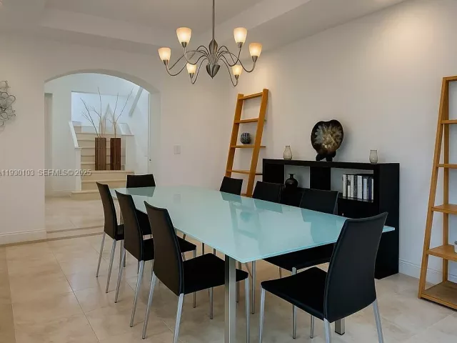 Дом в аренду по адресу 1490 Cleveland Rd - фото 6892016