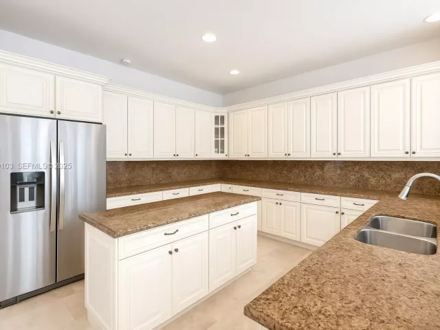 Дом в аренду по адресу 1490 Cleveland Rd - фото 6892018