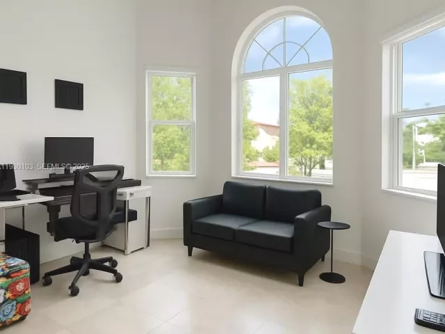 Дом в аренду по адресу 1490 Cleveland Rd - фото 6892007