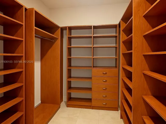 Дом в аренду по адресу 1490 Cleveland Rd - фото 6892008