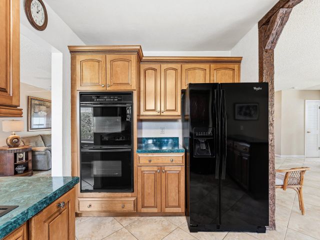 Продажа дома по адресу 3643 Avenue Montresor - фото 6891287