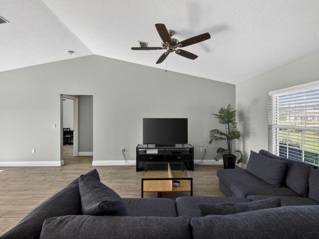 Продажа дома по адресу 12876 75th Lane N - фото 6895816