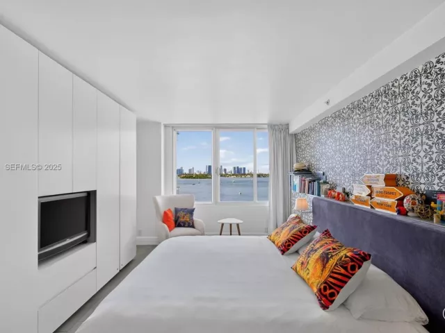 Продажа квартиры #624 - фото 6892357