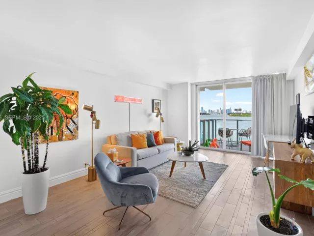 Продажа квартиры #624 - фото 6892360