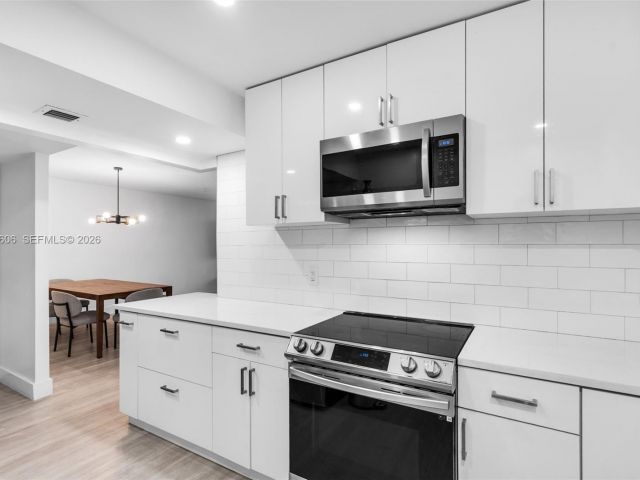 Продажа квартиры #2102 - фото 7432861