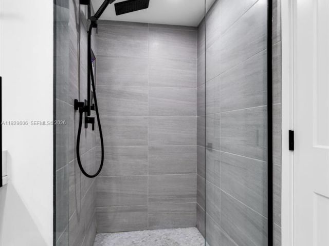 Продажа квартиры #2102 - фото 7432869