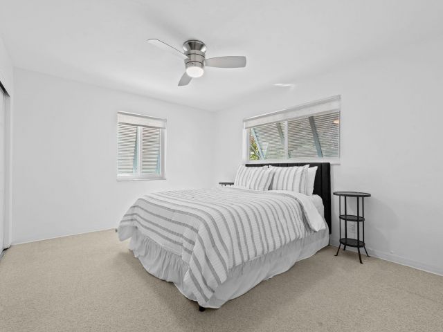 Продажа дома по адресу 27 NE 16th Avenue - фото 6893283