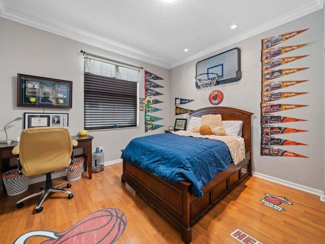 Дом в аренду по адресу 12919 Hyland Circle - фото 6894314