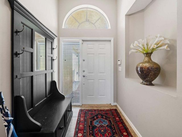 Дом в аренду по адресу 12919 Hyland Circle - фото 6894321