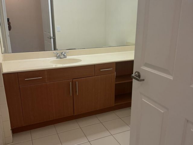 Дом в аренду по адресу 168 W Astor Circle - фото 6892173