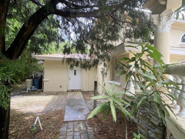 Продажа дома по адресу 8090 Dillman Road - фото 6895484