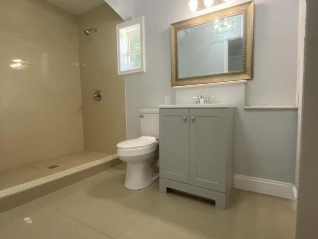 Продажа дома по адресу 8090 Dillman Road - фото 6895489