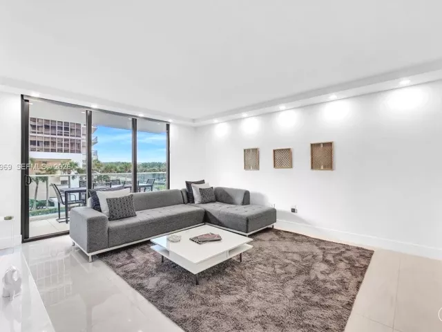 Продажа квартиры #5U - фото 6895692