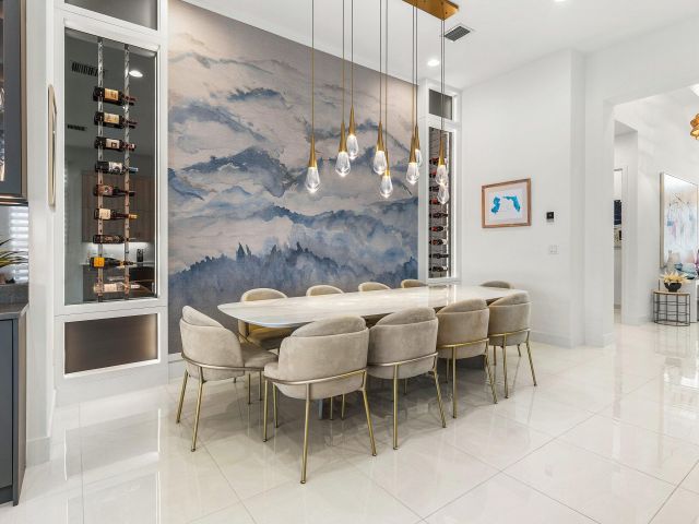 Продажа дома по адресу 8233 Essex Country Club Drive - фото 6901394