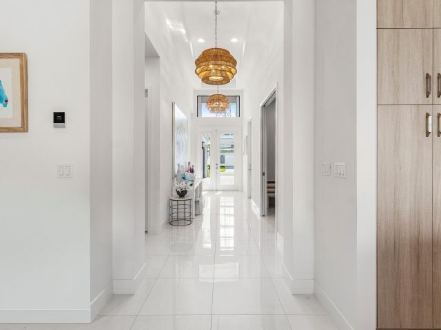 Продажа дома по адресу 8233 Essex Country Club Drive - фото 6901396