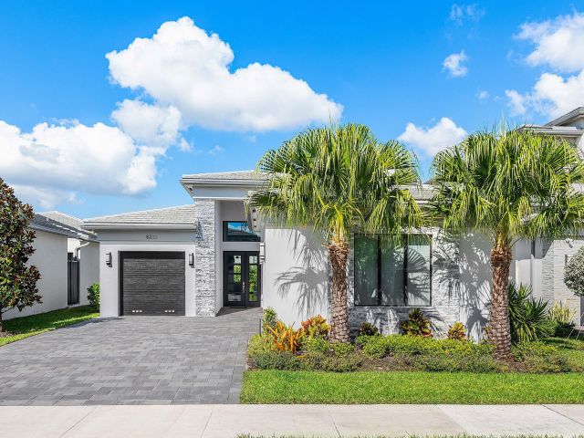 Продажа дома по адресу 8233 Essex Country Club Drive - фото 6901400