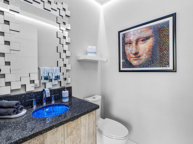 Продажа дома по адресу 9657 Vescovato Way - фото 6896653