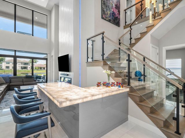 Продажа дома по адресу 9657 Vescovato Way - фото 6896660