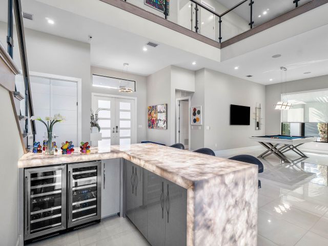 Продажа дома по адресу 9657 Vescovato Way - фото 6896661